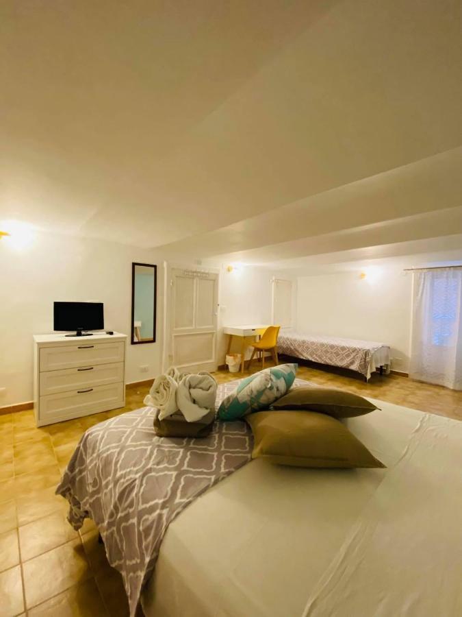 Ferienwohnung Vico Gli Scalzi Geata Exterior foto
